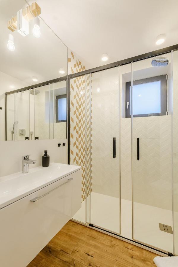 Rezydencja Ornak 5 - Stylowe Apartamenty Z Balkonami I Jacuzzi, 5 Min Pieszo Do Krupowek, Izby Podhalanskie Zakopane Dış mekan fotoğraf