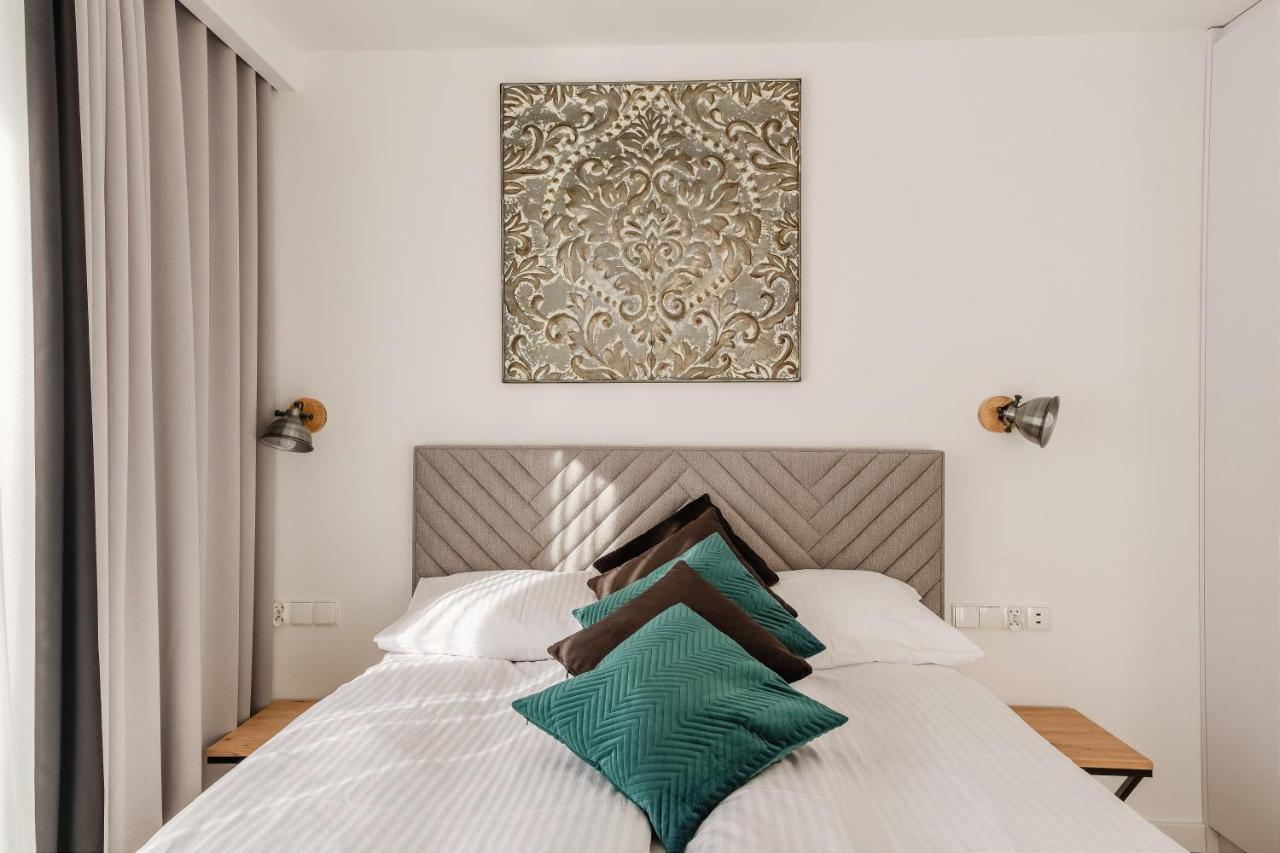 Rezydencja Ornak 5 - Stylowe Apartamenty Z Balkonami I Jacuzzi, 5 Min Pieszo Do Krupowek, Izby Podhalanskie Zakopane Dış mekan fotoğraf