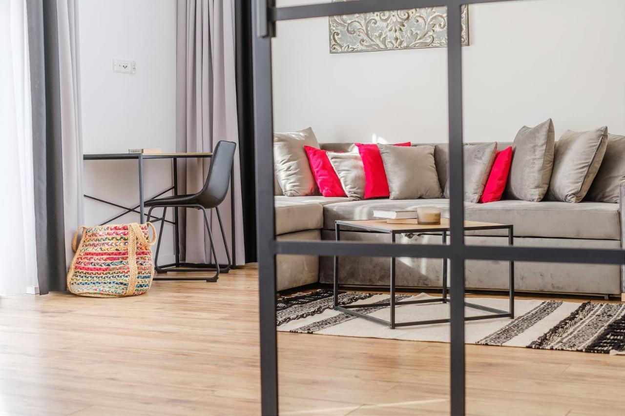 Rezydencja Ornak 5 - Stylowe Apartamenty Z Balkonami I Jacuzzi, 5 Min Pieszo Do Krupowek, Izby Podhalanskie Zakopane Dış mekan fotoğraf