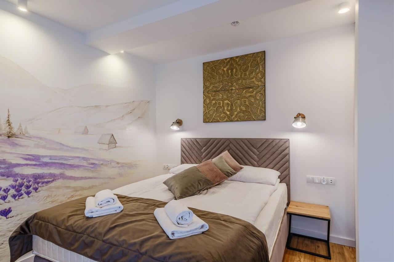 Rezydencja Ornak 5 - Stylowe Apartamenty Z Balkonami I Jacuzzi, 5 Min Pieszo Do Krupowek, Izby Podhalanskie Zakopane Dış mekan fotoğraf