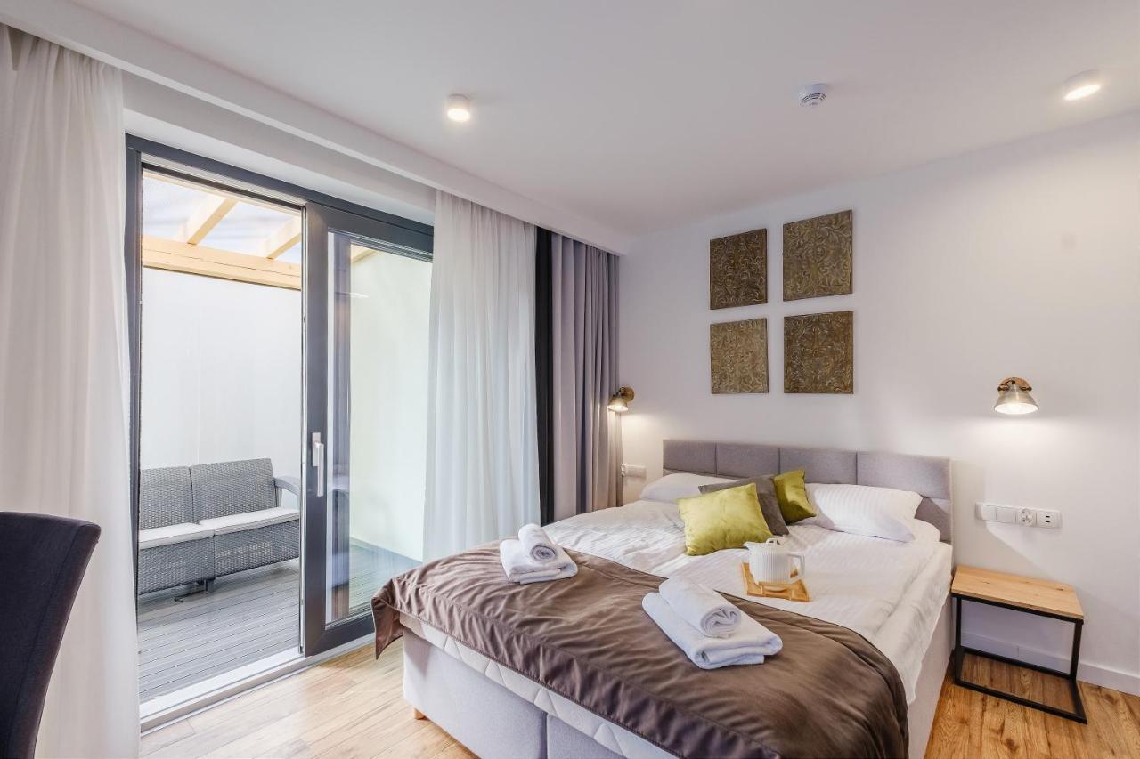 Rezydencja Ornak 5 - Stylowe Apartamenty Z Balkonami I Jacuzzi, 5 Min Pieszo Do Krupowek, Izby Podhalanskie Zakopane Dış mekan fotoğraf