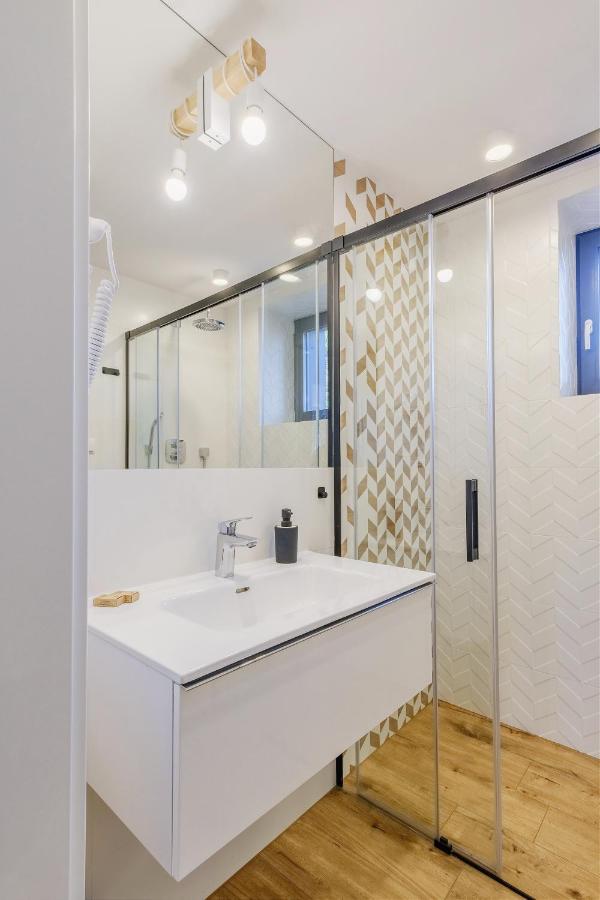 Rezydencja Ornak 5 - Stylowe Apartamenty Z Balkonami I Jacuzzi, 5 Min Pieszo Do Krupowek, Izby Podhalanskie Zakopane Dış mekan fotoğraf