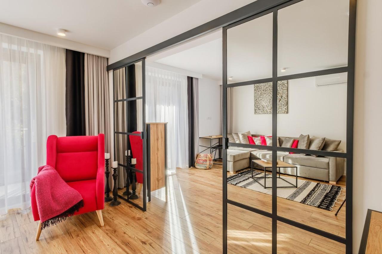 Rezydencja Ornak 5 - Stylowe Apartamenty Z Balkonami I Jacuzzi, 5 Min Pieszo Do Krupowek, Izby Podhalanskie Zakopane Dış mekan fotoğraf